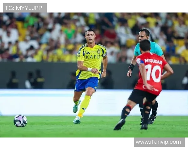 追忆那些曾经闪耀绿茵场的足球明星们的辉煌岁月与传奇故事